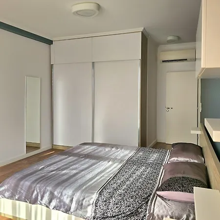 Apartment Tranqui By The Plazhi San Pietro